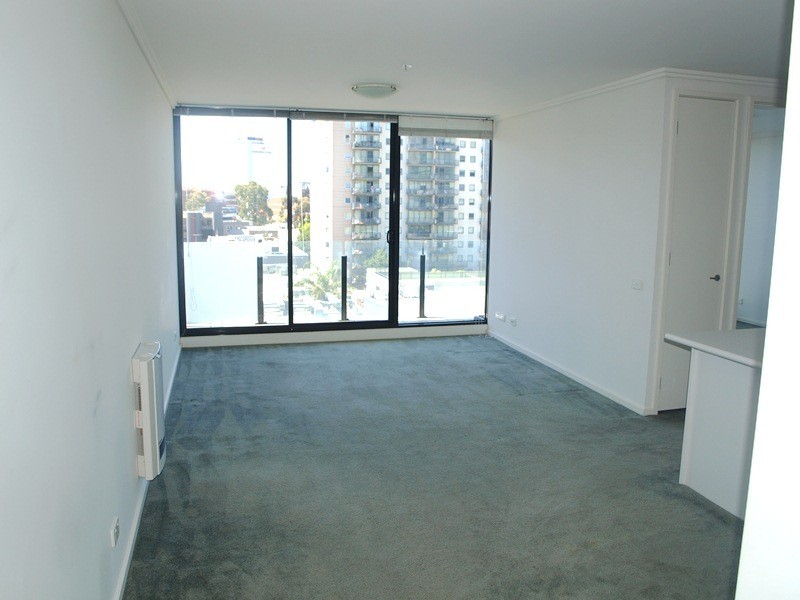 REF 1181/38 Bank Street, South Melbourne VIC 3205