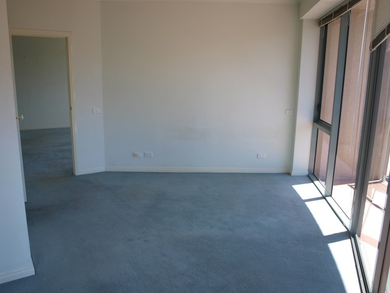 REF 20348/83 Queensbridge Street, Southbank VIC 3006