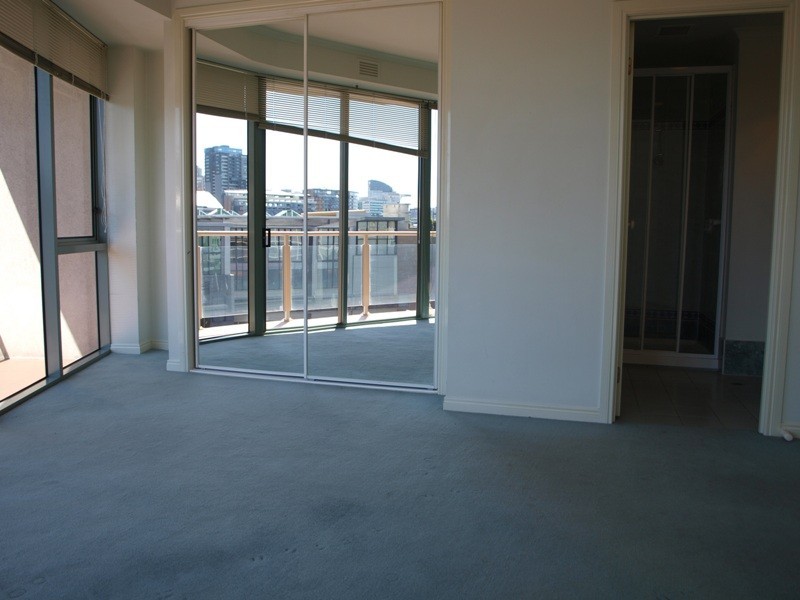 REF 20348/83 Queensbridge Street, Southbank VIC 3006