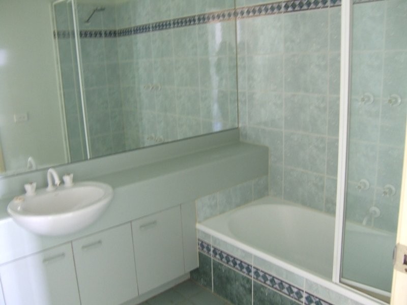 REF 20348/83 Queensbridge Street, Southbank VIC 3006