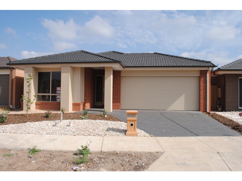 6 Airfield Grove, Point Cook VIC 3030