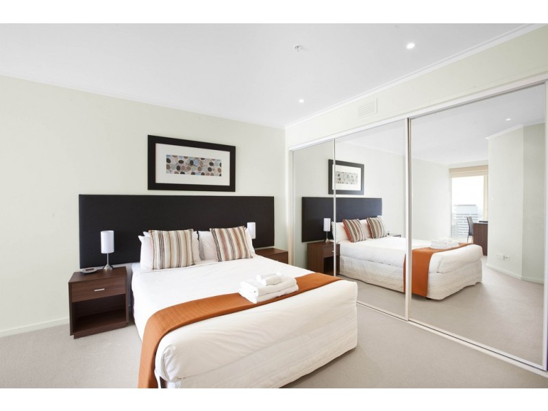 2410/63 Whiteman Street, Southbank VIC 3006