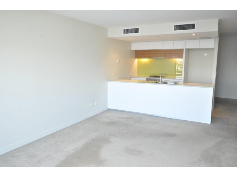 100 Harbour Esplanade, Docklands VIC 3008