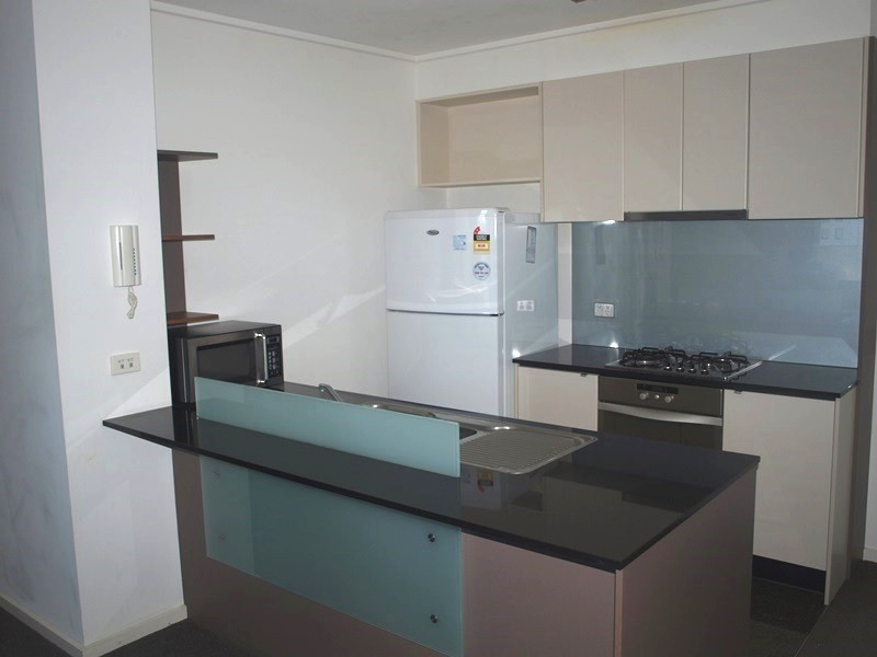 REF 20369/173 City Road, Southbank VIC 3006