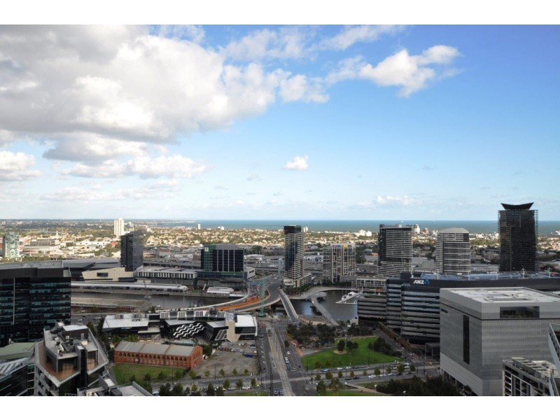 3807/100 Harbour Esplanade, Docklands VIC 3008