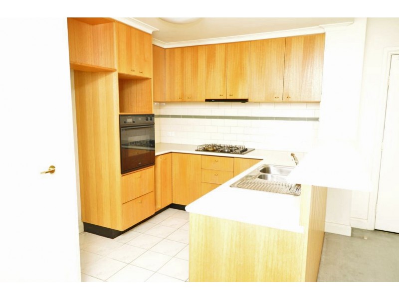 REF 20385/8 Wells Street, Southbank VIC 3006