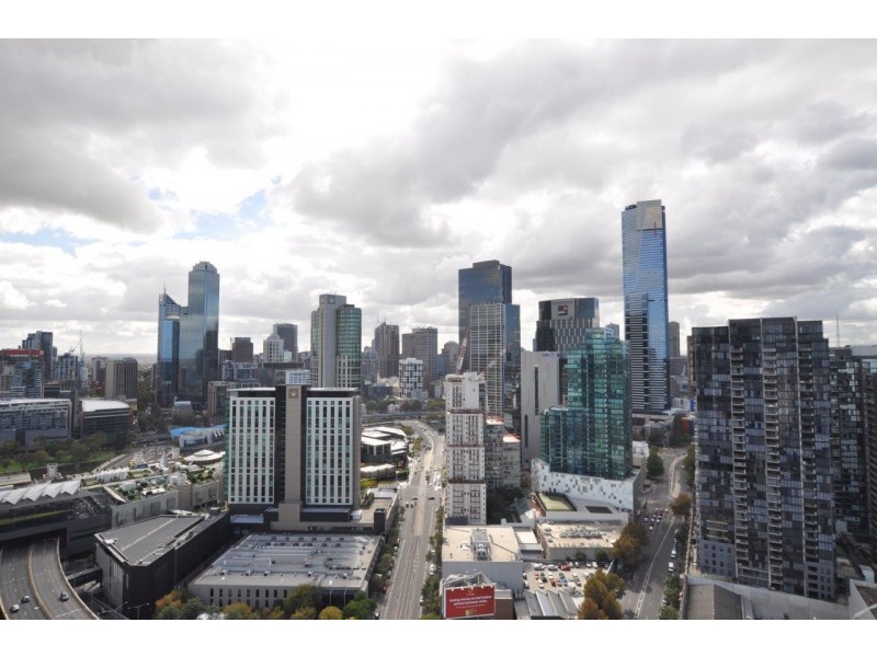REF 20386/241 City Road, Southbank VIC 3006