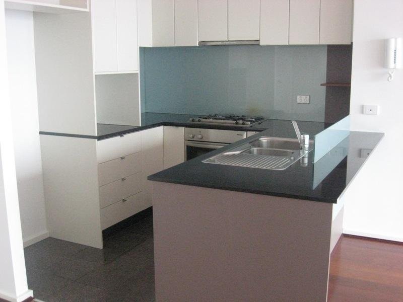 REF 20391/173 City Road, Southbank VIC 3006