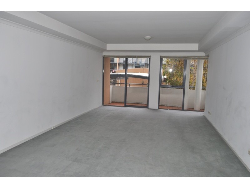 REF 20392/102 Wells Street, Southbank VIC 3006