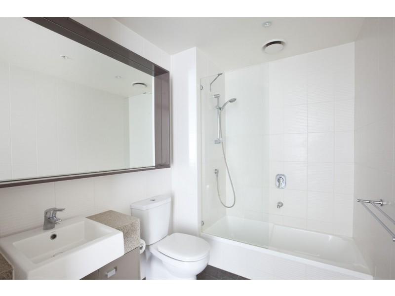 1303/180 City Road, Southbank VIC 3006