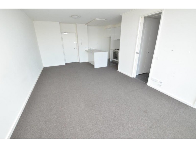 REF 20411/63 Whiteman Street, Southbank VIC 3006