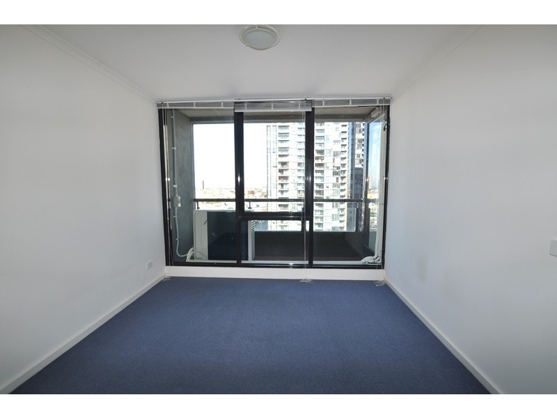 REF 1046/38 Kavanagh Street, Southbank VIC 3006