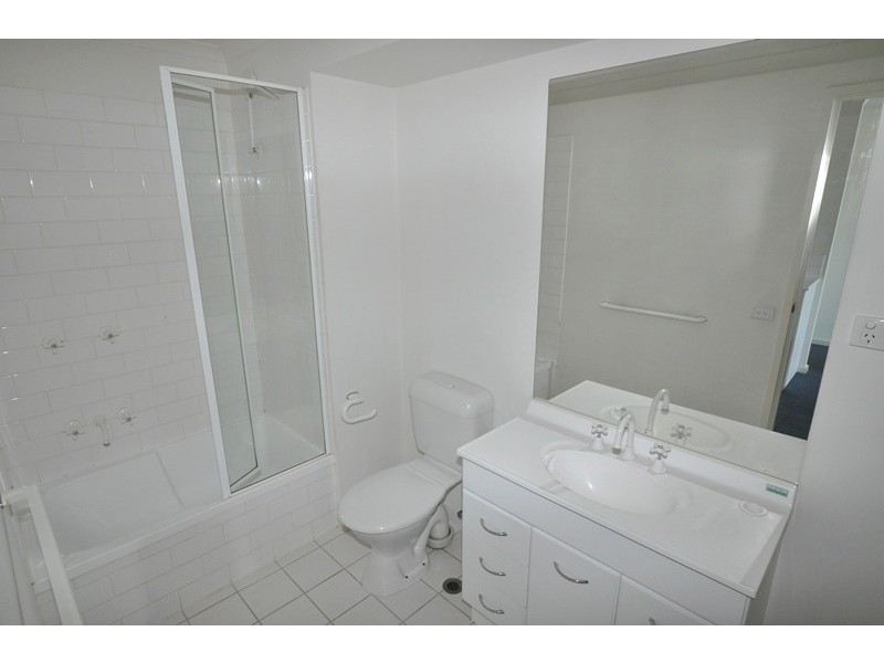 REF 1046/38 Kavanagh Street, Southbank VIC 3006