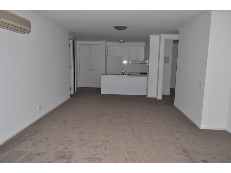 REF 20413/63 Dorcas Street, South Melbourne VIC 3205