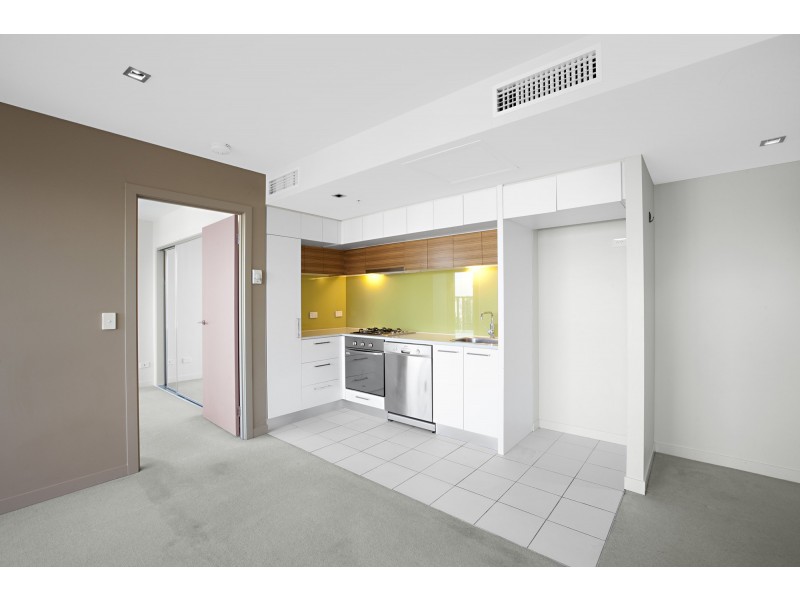 100 Harbour Esplanade, Docklands VIC 3008