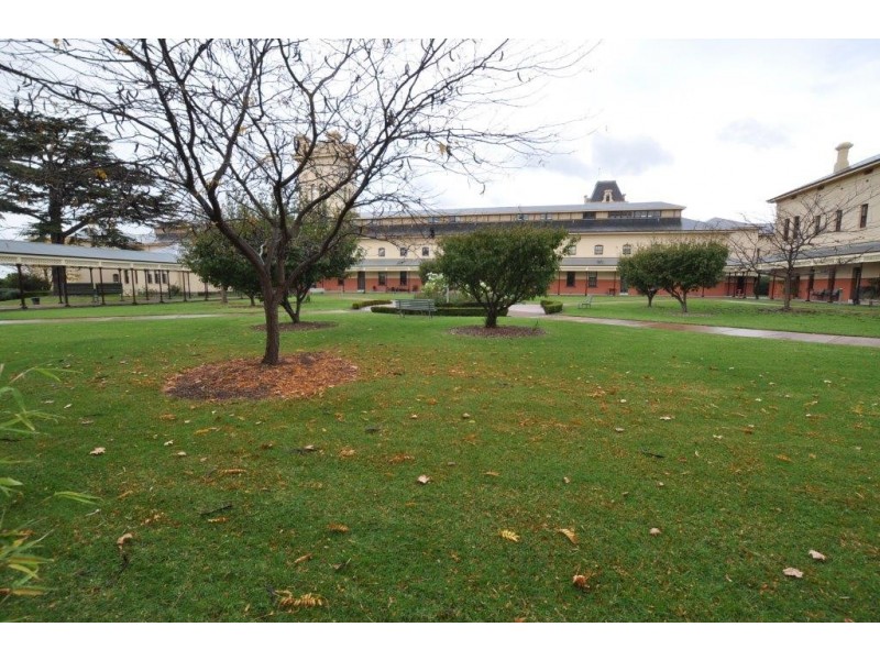 56 Wiltshire Drive, Kew VIC 3101