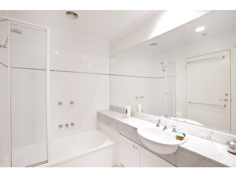 95/632 St Kilda Road, Melbourne VIC 3004