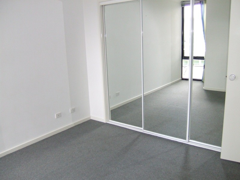 REF 20439/148 Wells Street, South Melbourne VIC 3205