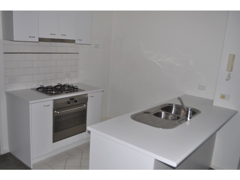 REF 20446/38 Bank Street, South Melbourne VIC 3205