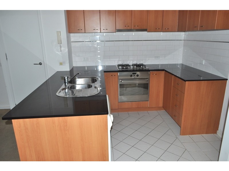 REF 20449/38 Bank Street, South Melbourne VIC 3205