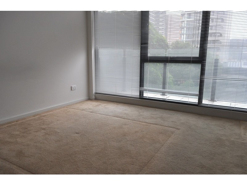 REF 20449/38 Bank Street, South Melbourne VIC 3205