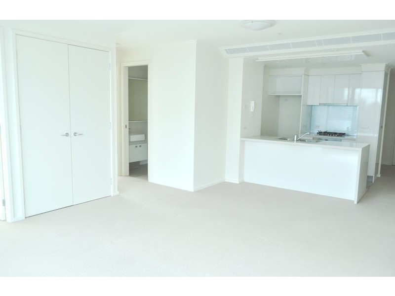 REF 20183/180 City Road, Southbank VIC 3006