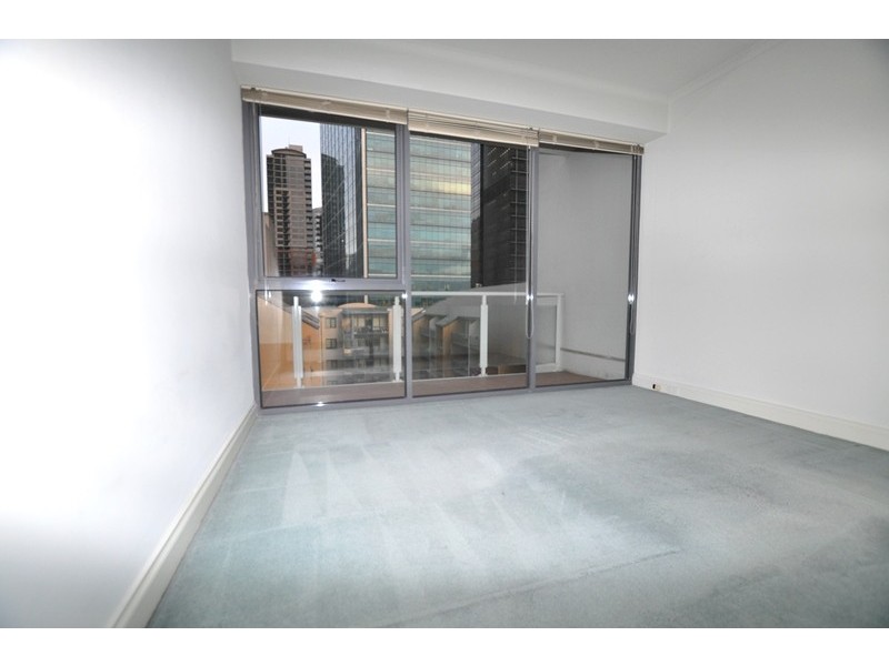 REF 20453/33 La Trobe Street, Melbourne VIC 3000