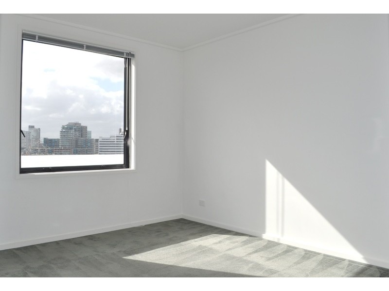 REF 20456/99 Whiteman Street, Southbank VIC 3006