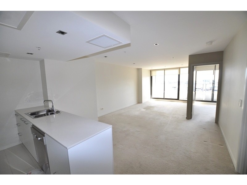 805/100 Harbour Esplanade, Docklands VIC 3008