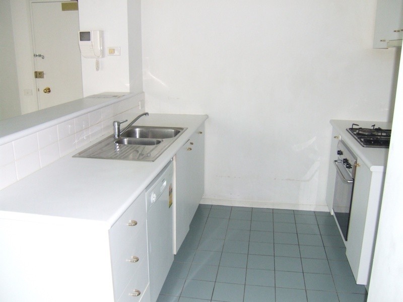 REF 20470/88 Park Street, South Melbourne VIC 3205