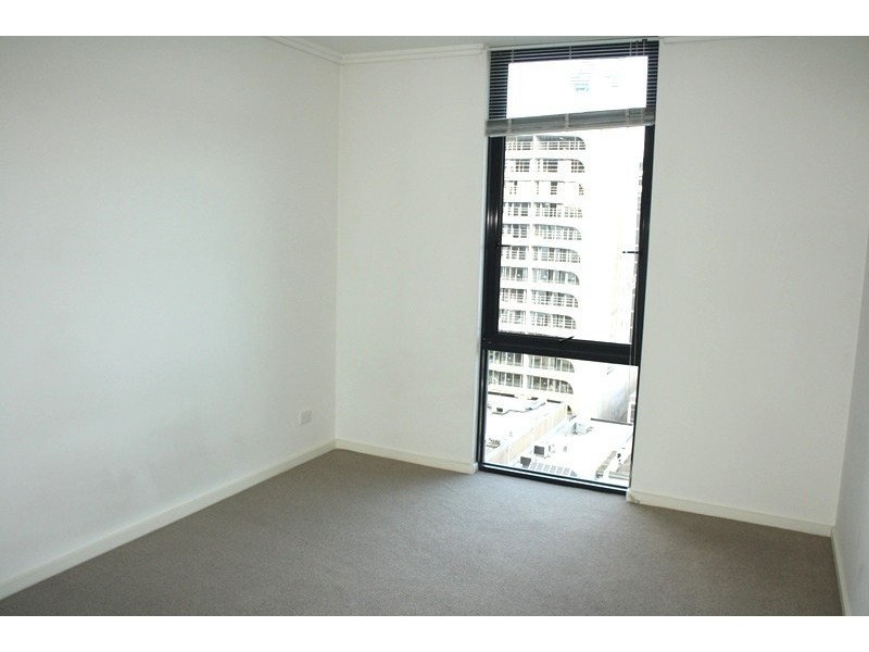 REF 20483/38 Bank Street, South Melbourne VIC 3205