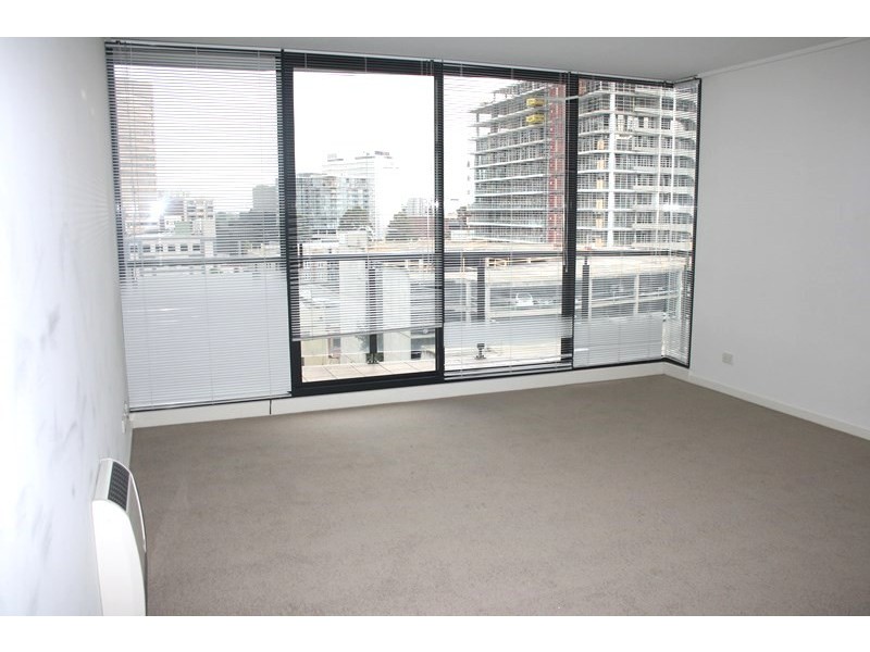 REF 20494/28 Bank Street, South Melbourne VIC 3205