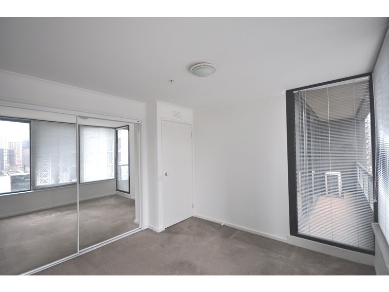 REF 20497/38 Kavanagh Street, Southbank VIC 3006