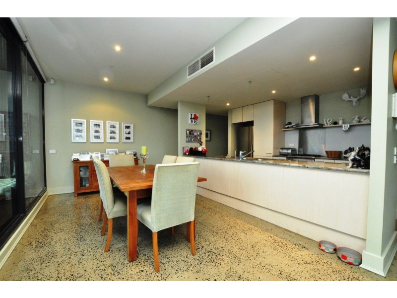 606/19 Queens Road, Melbourne VIC 3004