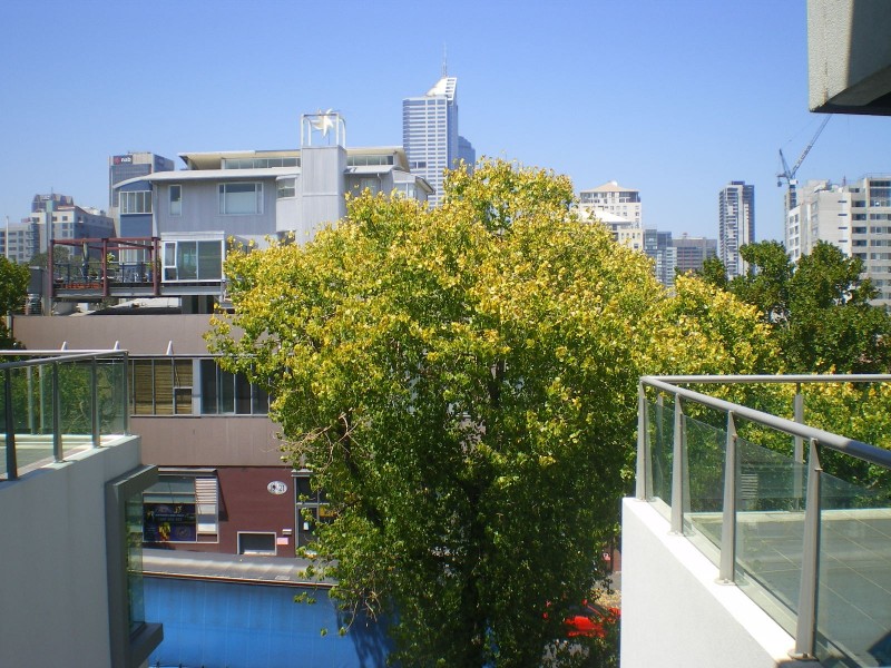 REF 20504/118 Dudley Street, West Melbourne VIC 3003