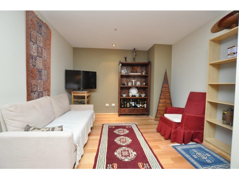 2009/100 Harbour Esplanade, Docklands VIC 3008