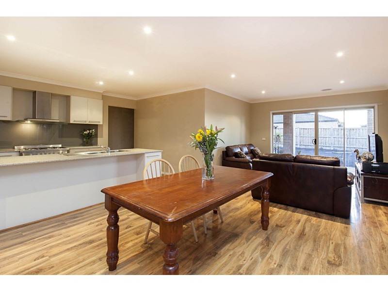 106 Alamanda Boulevard, Point Cook VIC 3030