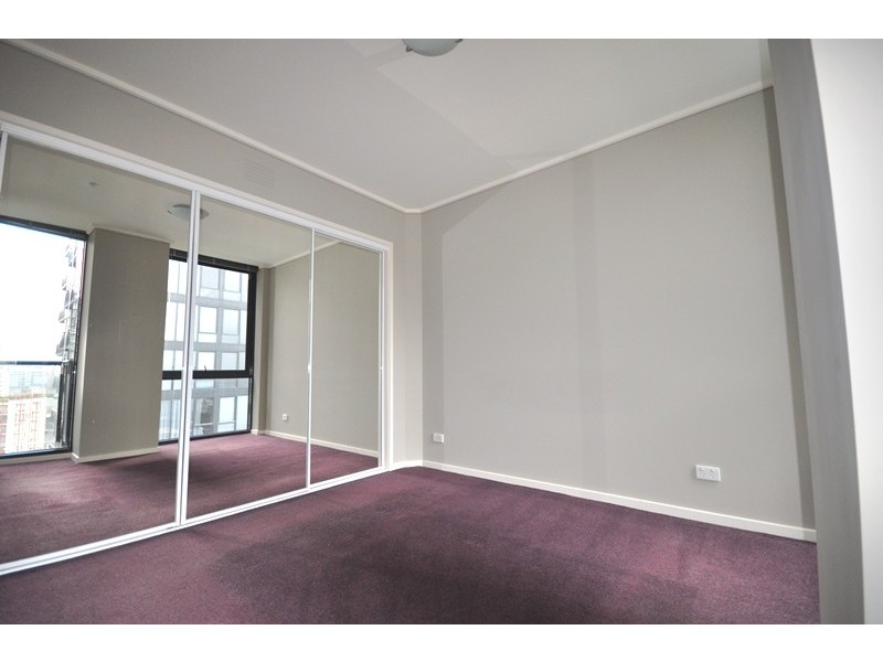 REF 20519/100 Kavanagh Street, Southbank VIC 3006
