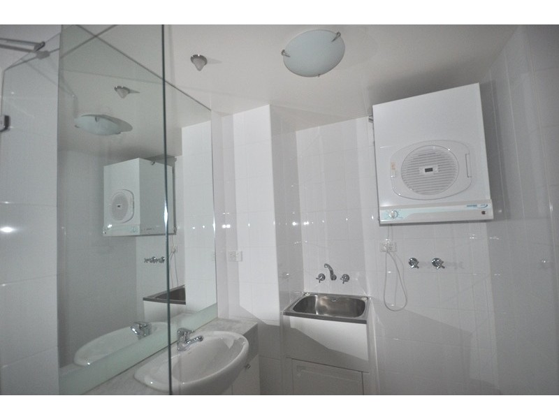 REF 20519/100 Kavanagh Street, Southbank VIC 3006