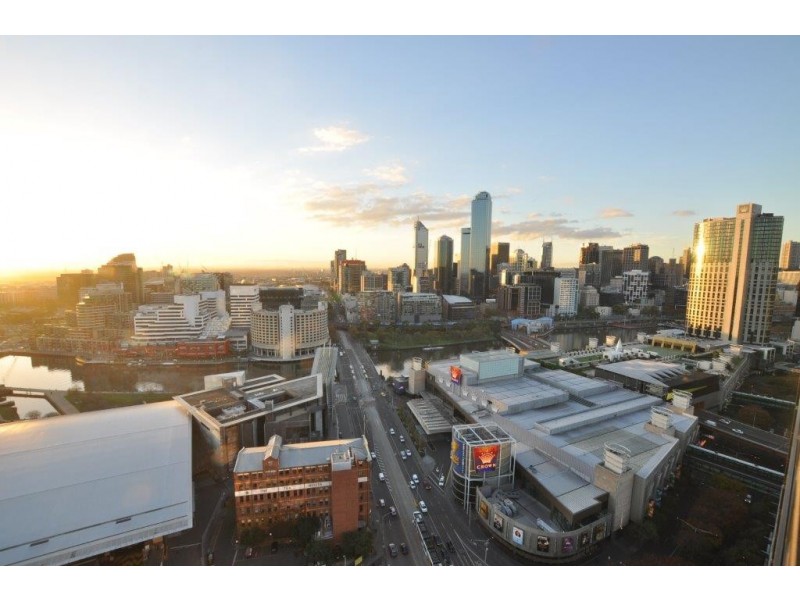 REF 20521/63 Whiteman Street, Southbank VIC 3006