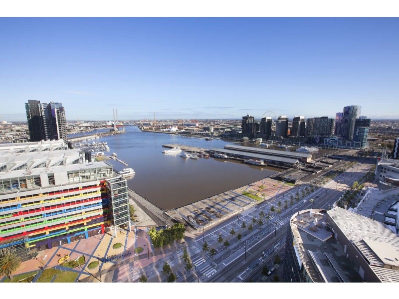 2408/100 Harbour Esplanade, Docklands VIC 3008