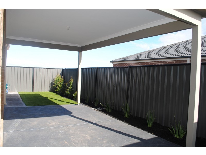 22 Elegante Road, Point Cook VIC 3030