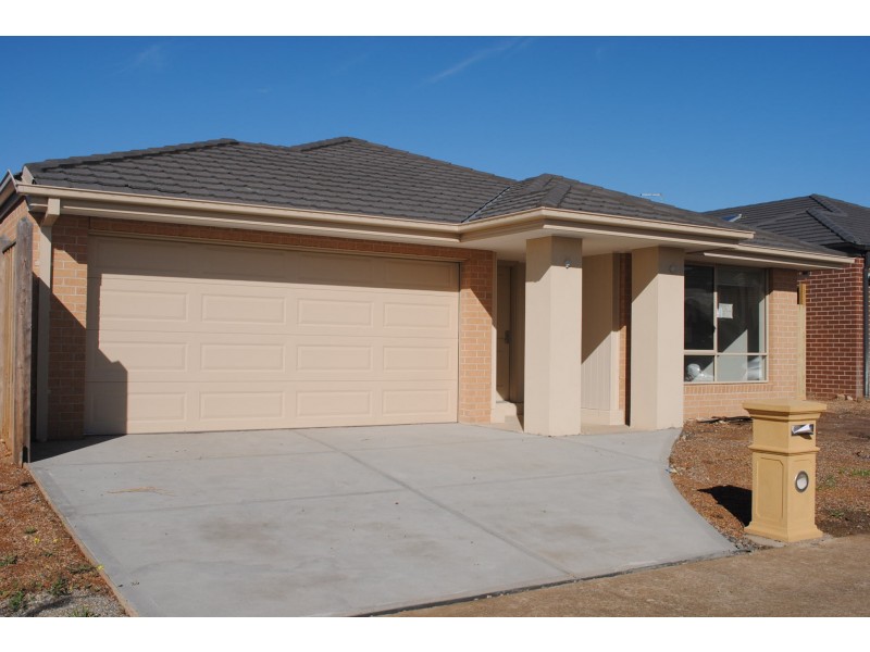 13 Castor Street, Williams Landing VIC 3027