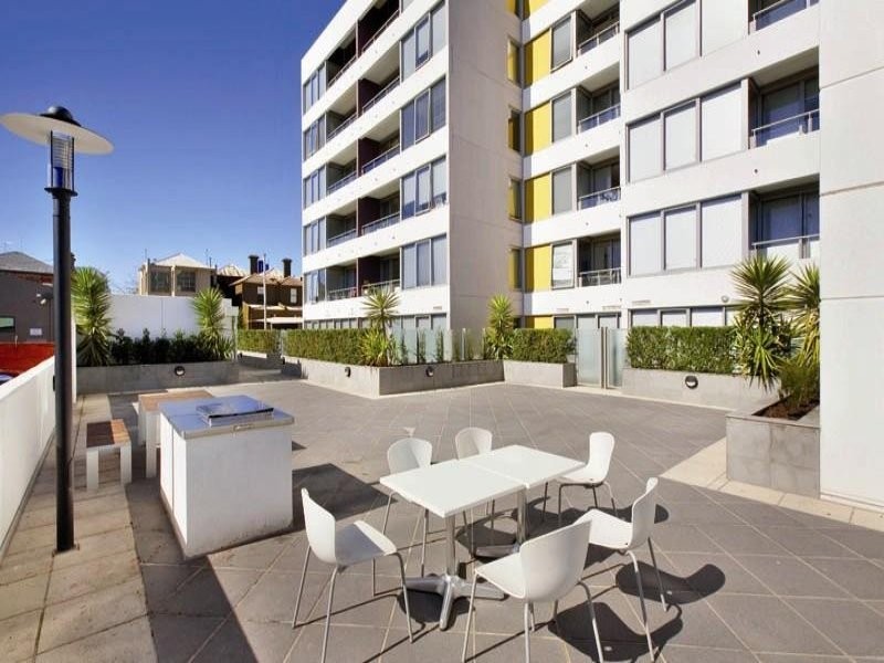 REF 20528/118 Dudley Street, West Melbourne VIC 3003