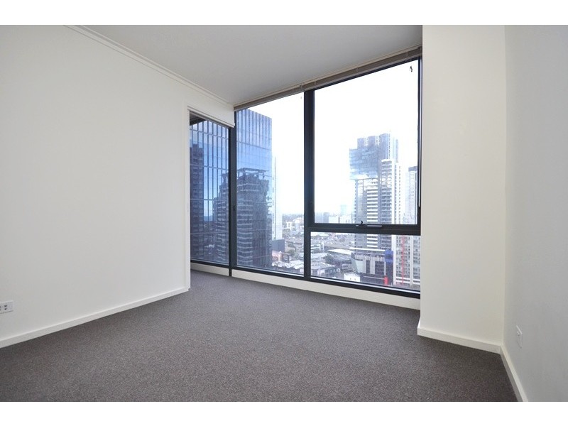 REF 20318/63 Whiteman Street, Southbank VIC 3006