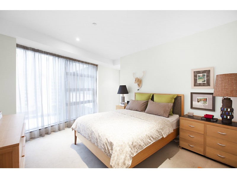 1207/7 Riverside Quay, Southbank VIC 3006