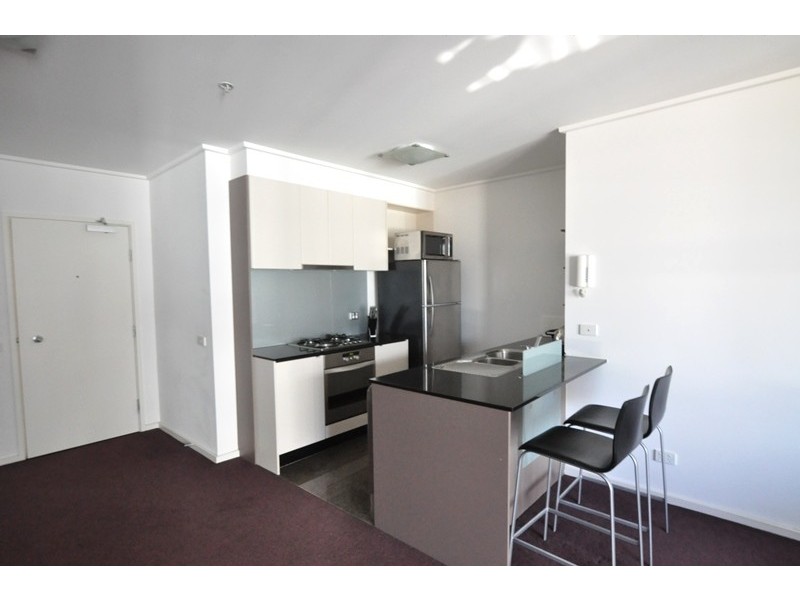 REF 20538/173 City Road, Southbank VIC 3006