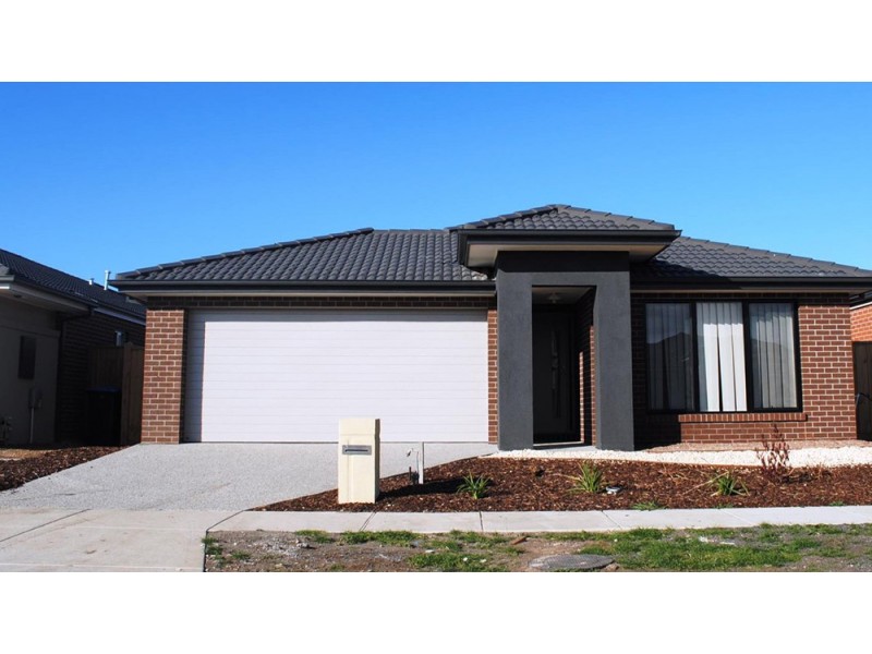 11 Warunda Parade, Point Cook VIC 3030