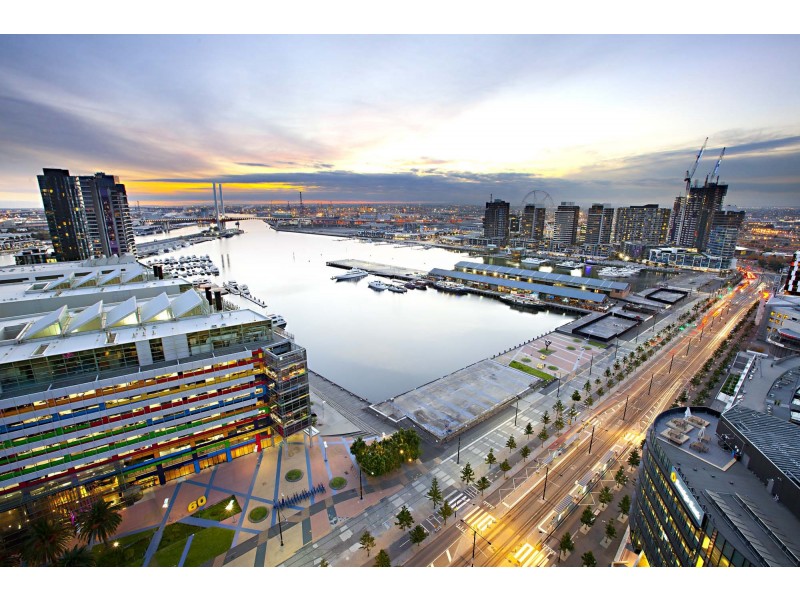 2603/100 Harbour Esplanade, Docklands VIC 3008