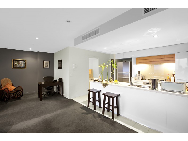 2603/100 Harbour Esplanade, Docklands VIC 3008